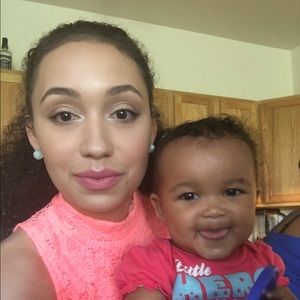 Meet your Posher, Caitlyn