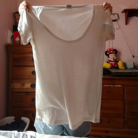 White vs pink tshirt