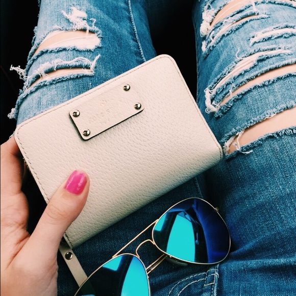 kate spade cara wellesley wallet