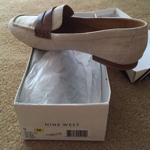 Nine West canvas and brown loafers 9m