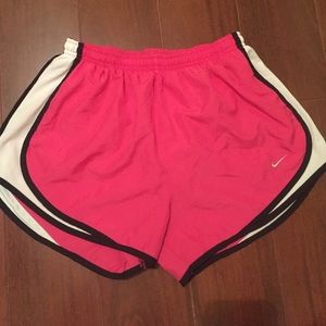 Nike Athletic Shorts Size Medium