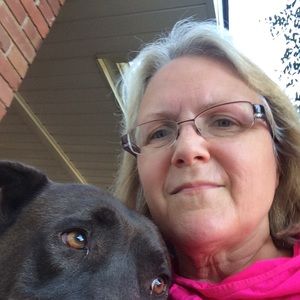 Meet your Posher, Liz