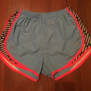 Nike athletic shorts size medium