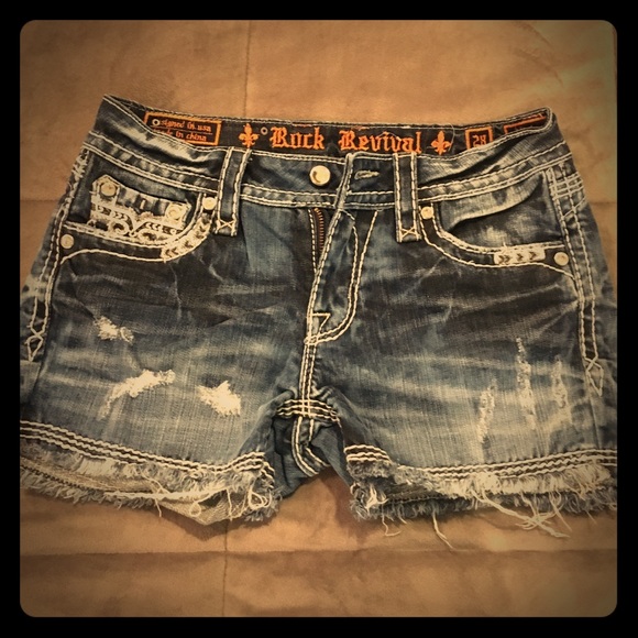 Rock Revival Vivian short