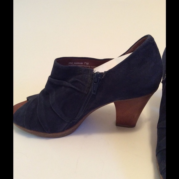 Booties - Picture 3 of 3