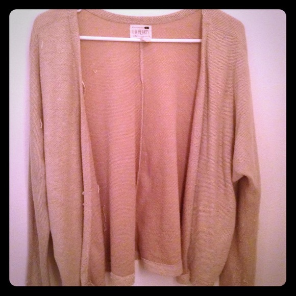 La hearts basic long sleeve beige cardigan