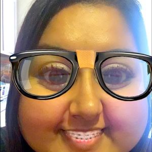 Meet your Posher, Mayra