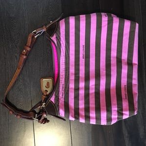Dooney & Bourke purse