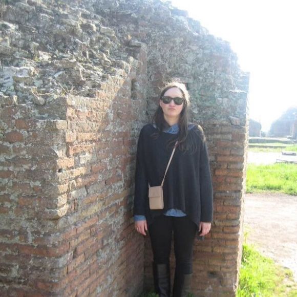 Meet your Posher, Ally