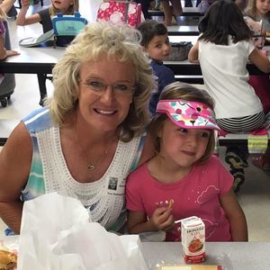 Meet your Posher, Shana