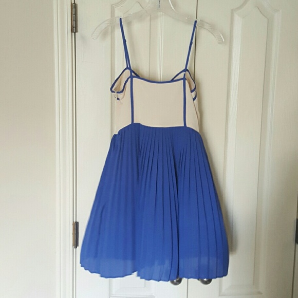Like New Boutique S Dress - Blue & Cream - Picture 4 of 6