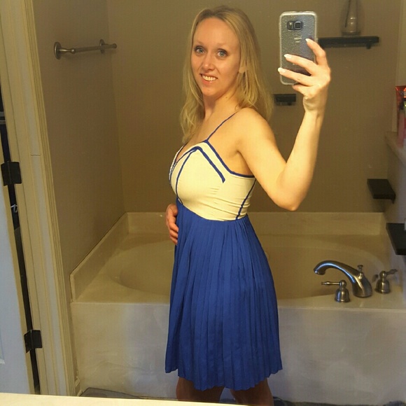 Like New Boutique S Dress - Blue & Cream - Picture 5 of 6