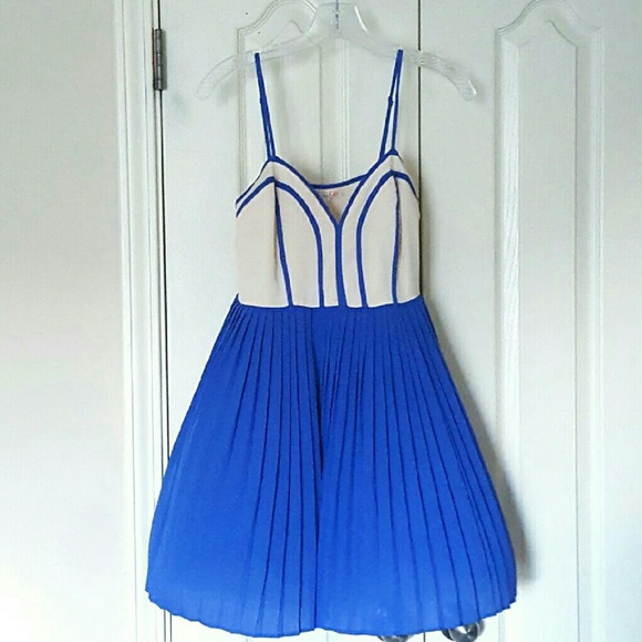 Like New Boutique S Dress - Blue & Cream - Picture 2 of 6