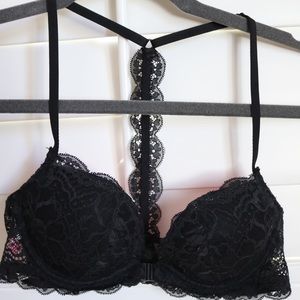 REDUCED PRICE🎉 Victoria's Secret lace bra