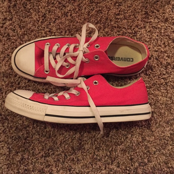 Pink converse shoes