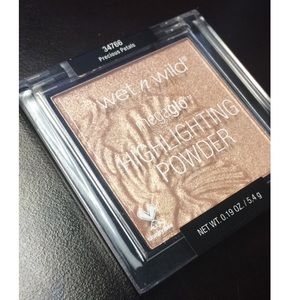 Wet n Wild "Precious Petals" Megaglo Highlighter