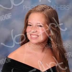 Meet your Posher, Caitlyn