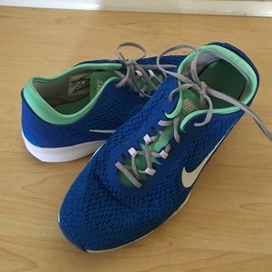 Nike shoes size 8.5 only warn once.