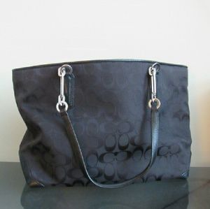 Coach shoulder bag