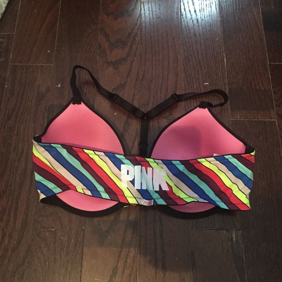 Black racer back VS bra w/ pattern on the back