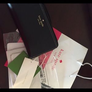 Kate Spade Wristlet