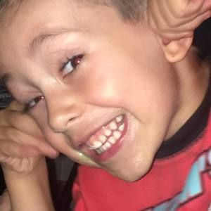 Meet your Posher, Kira