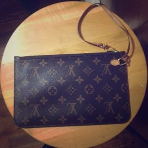 Louis Vuitton monogram neverfull clutch