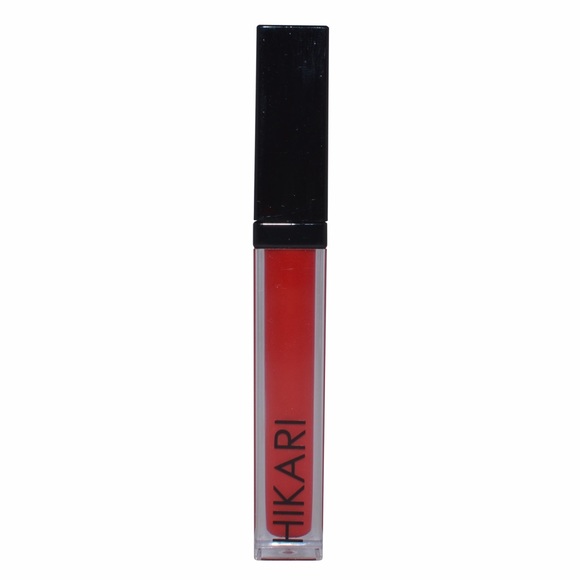 •Hikari Lip Gloss•
