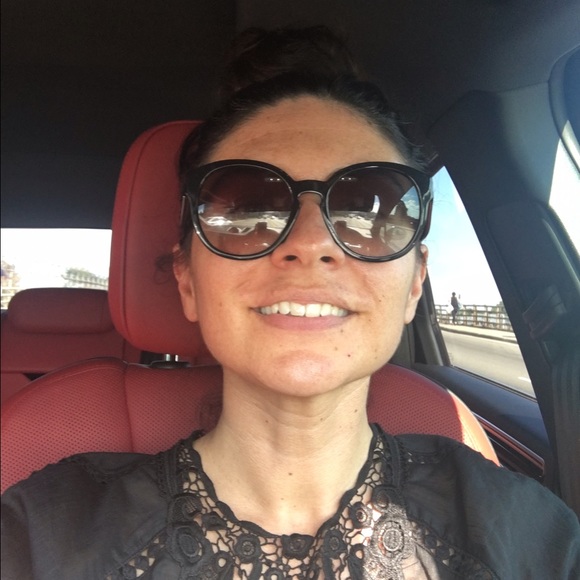 Meet your Posher, Melanie