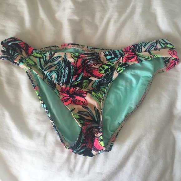 Never before worn bikini bottoms