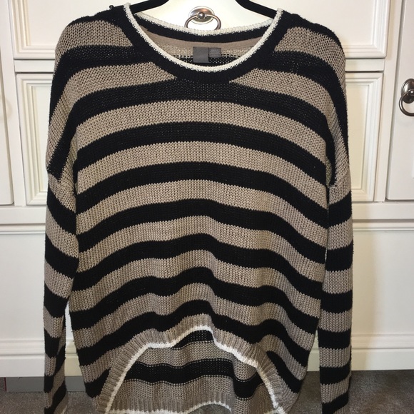 brown and black knit sweater