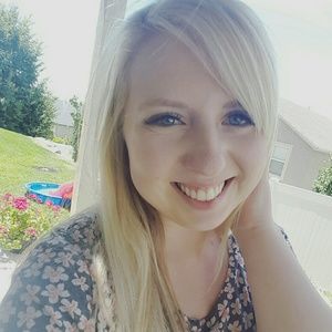 Meet your Posher, Macquel