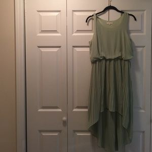 SALE🎉Mint green Hi low dress pleated skirt