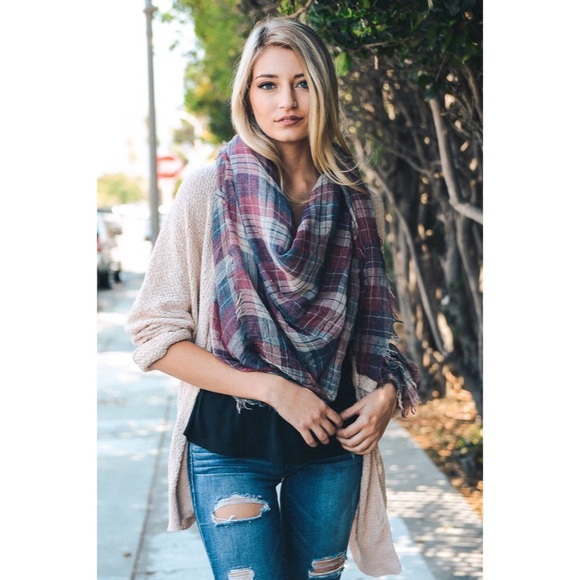 •Buy 2 Get 1 Free• Lightweight Plaid Scarf - Picture 2 of 2