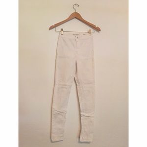 Bullhead super high rise white skinny jeans