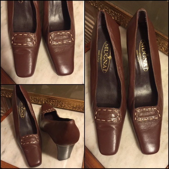 6-MUGNAI BROWN ITALIAN LEATHER 3" WIDE HEEL PUMPS - Picture 2 of 4