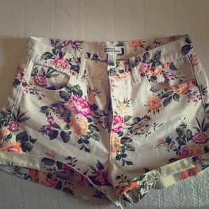 Short shorts