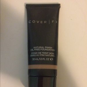 COVER FX Natural Finish Foundation Brand New