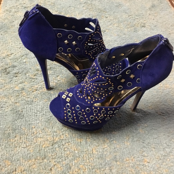 Brand new Royal Blue and Gold Heels Size 8
