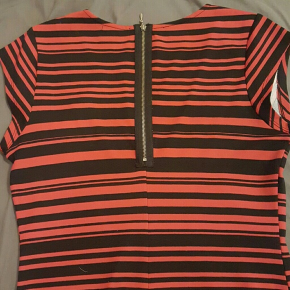 Red and black striped dress. - Picture 4 of 6