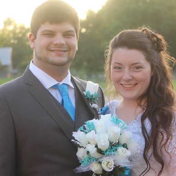 {See description} - Picture 4 of 4