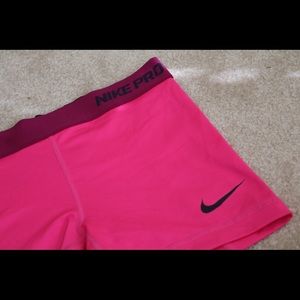 Pink Nike Pro SM