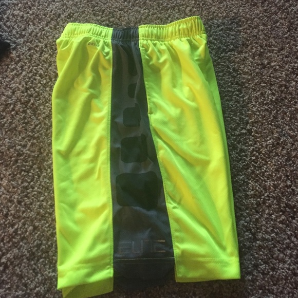 yellow nike elite shorts