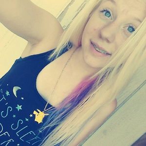 Meet your Posher, Ashley