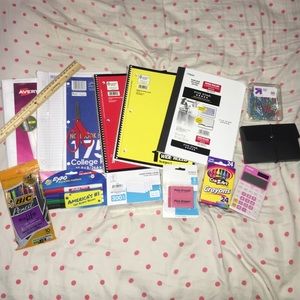 School supply bundle ✏️