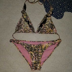 Volcom Size M bikini