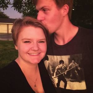 Meet your Posher, Stefanie