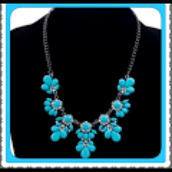 CLEARANCE Turquoise Blue and Crystal necklace.