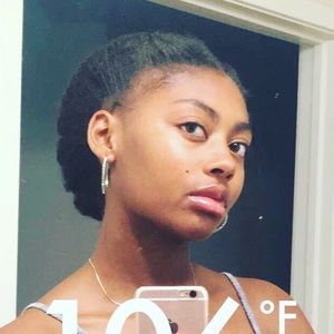 Meet your Posher, Janelle