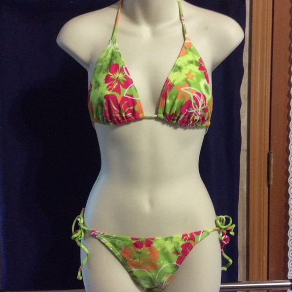 Lime Green Bikini - Picture 1 of 1
